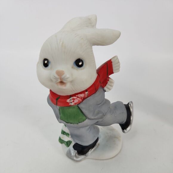 VINTAGE Homco Christmas Ice Skating Bunny Rabbits Boy & Girl 4" Figurines 5305 - Picture 2 of 15